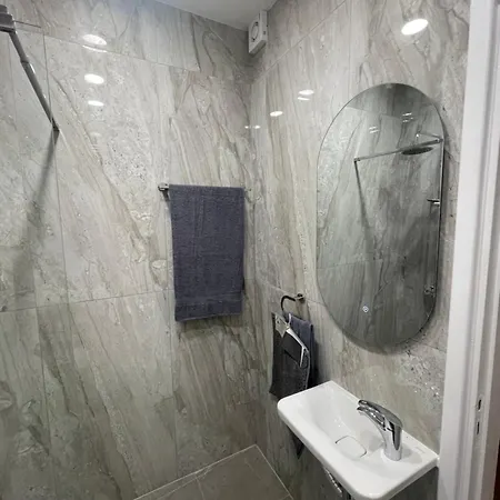 Apartament Margarita Gardens Block 6 *